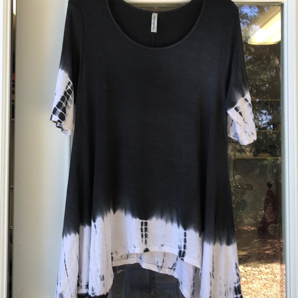 Tie-dyed tunic tee
